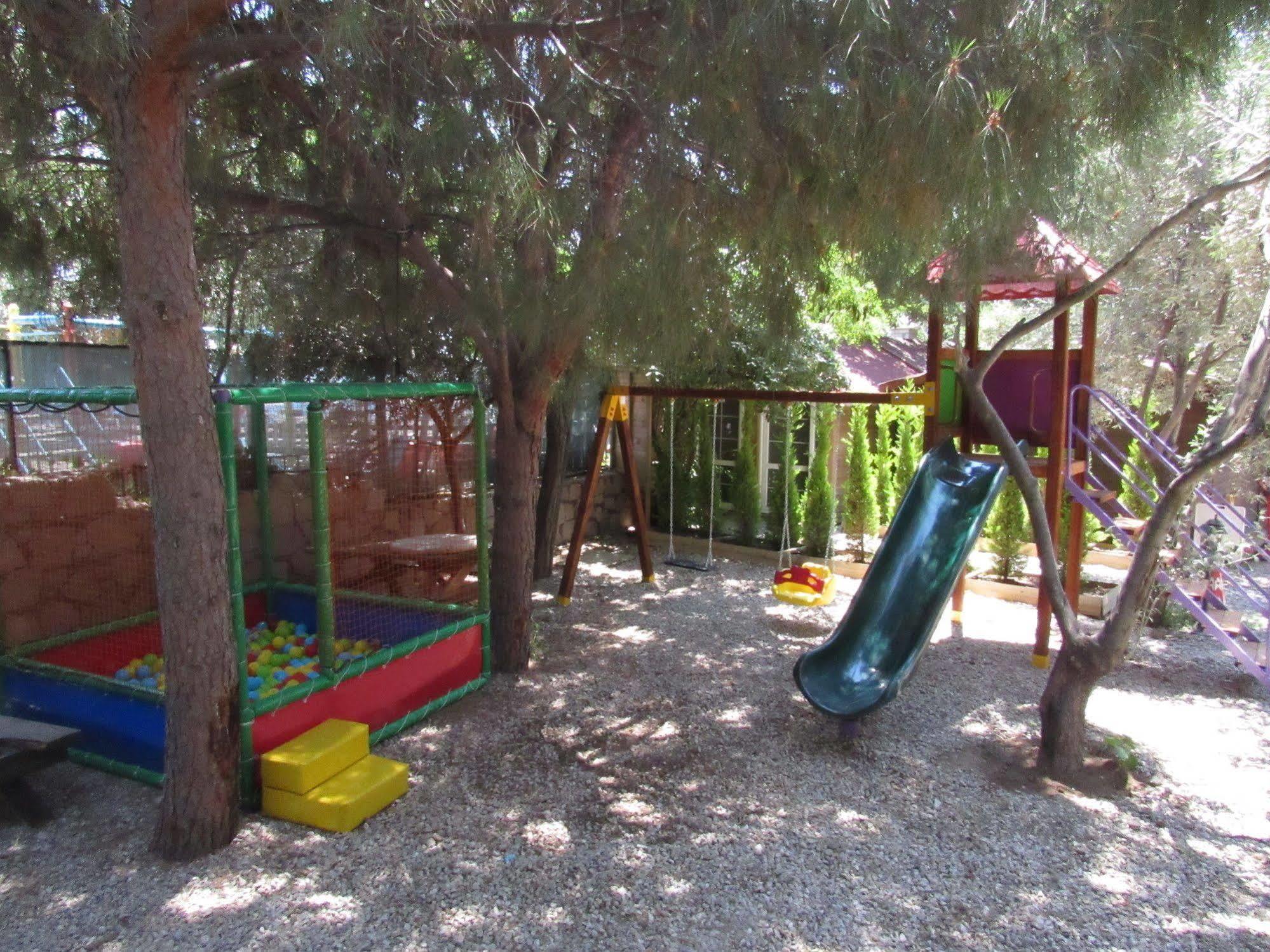 Assos Hunters Hotel (Adults Only) المظهر الخارجي الصورة